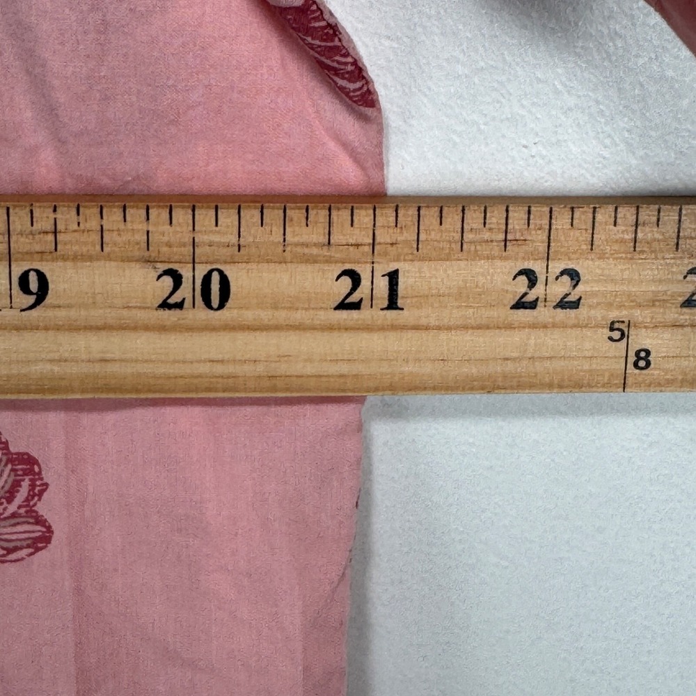 Travis Mathew Rum Ration Hawaiian Camp Shirt Men Medium Pink Red Floral Button - Picture 7 of 9